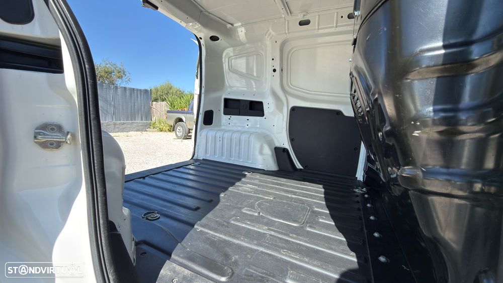 Fiat FIORINO 1.3 M-Jet c/Iva AC Navegação - 24