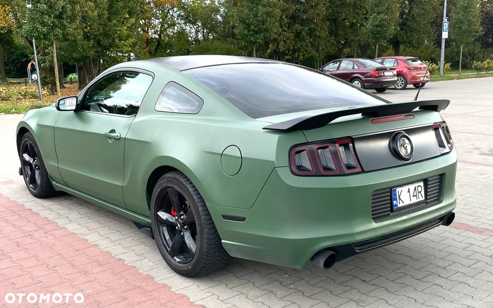 Ford Mustang - 5