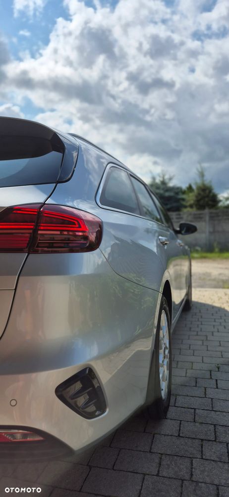 Kia Ceed 1.5 T-GDI M - 9