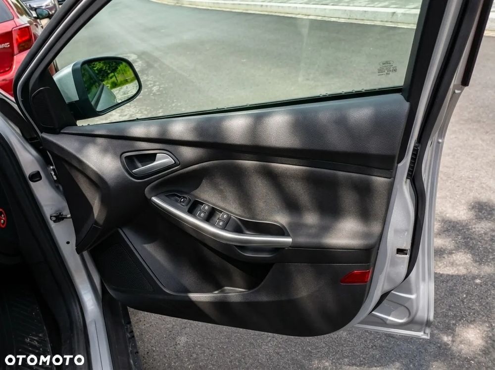 Ford Focus 1.0 EcoBoost Edition - 23