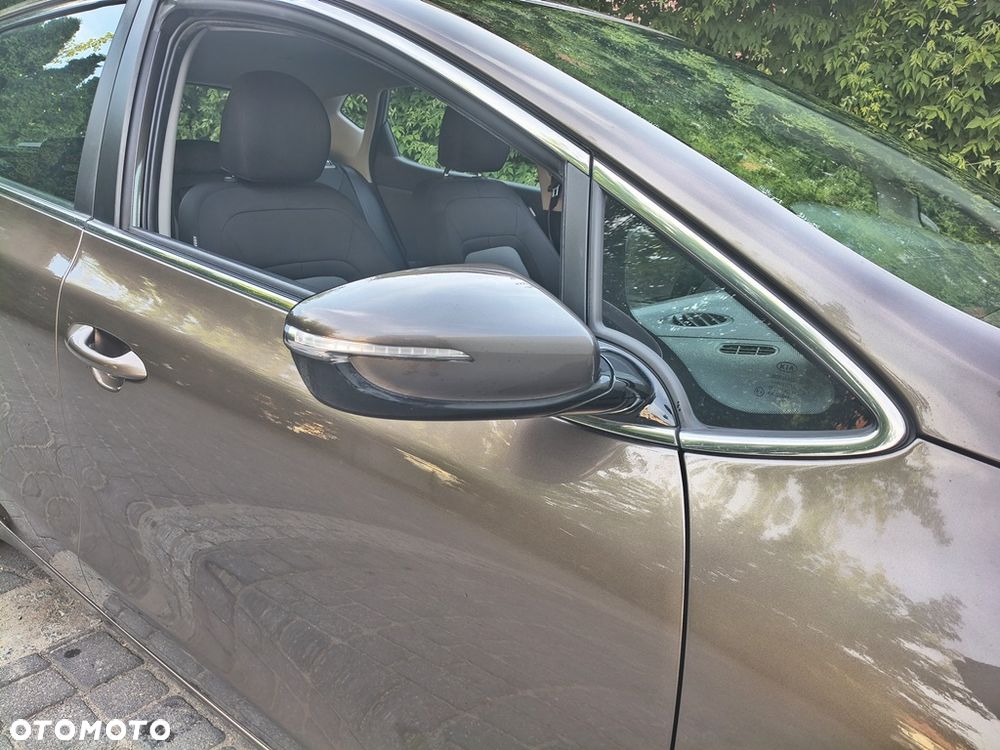 Kia Ceed 1.6 CRDi M - 14