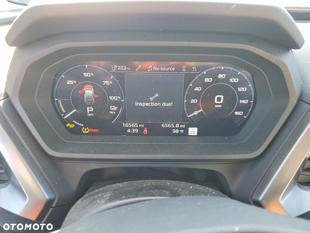 Audi Q4 e-tron - 10