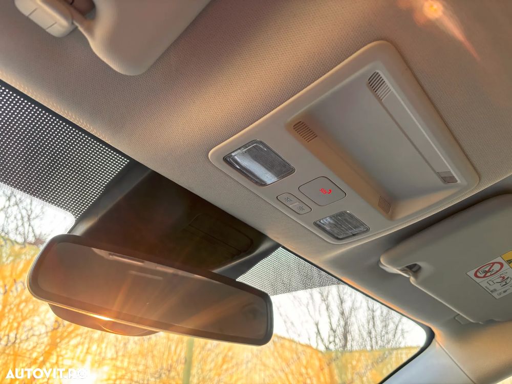 Ford Focus 1.0 EcoBoost MHEV Titanium - 34