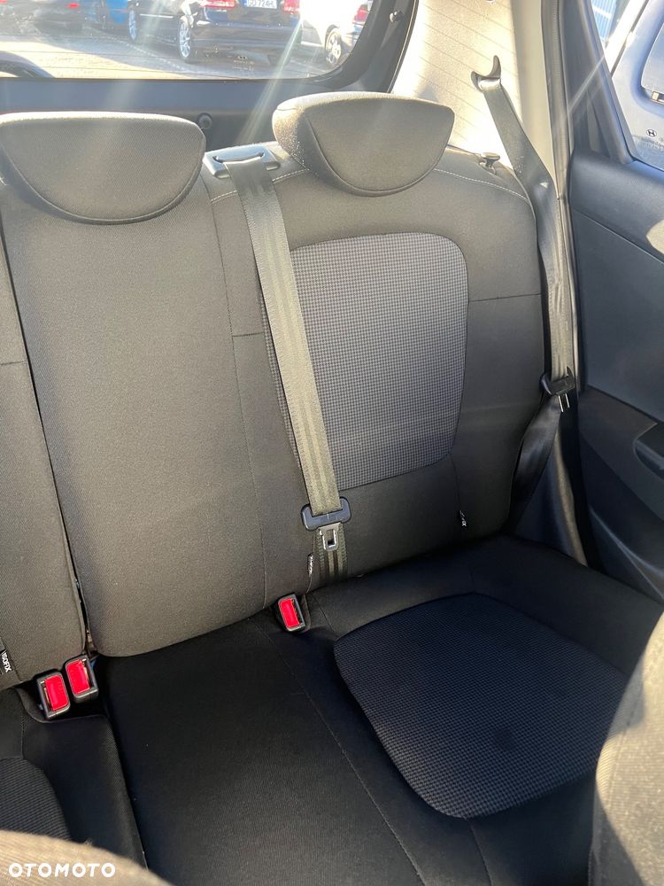 Hyundai i20 1.2 Fifa World Cup Edition - 11