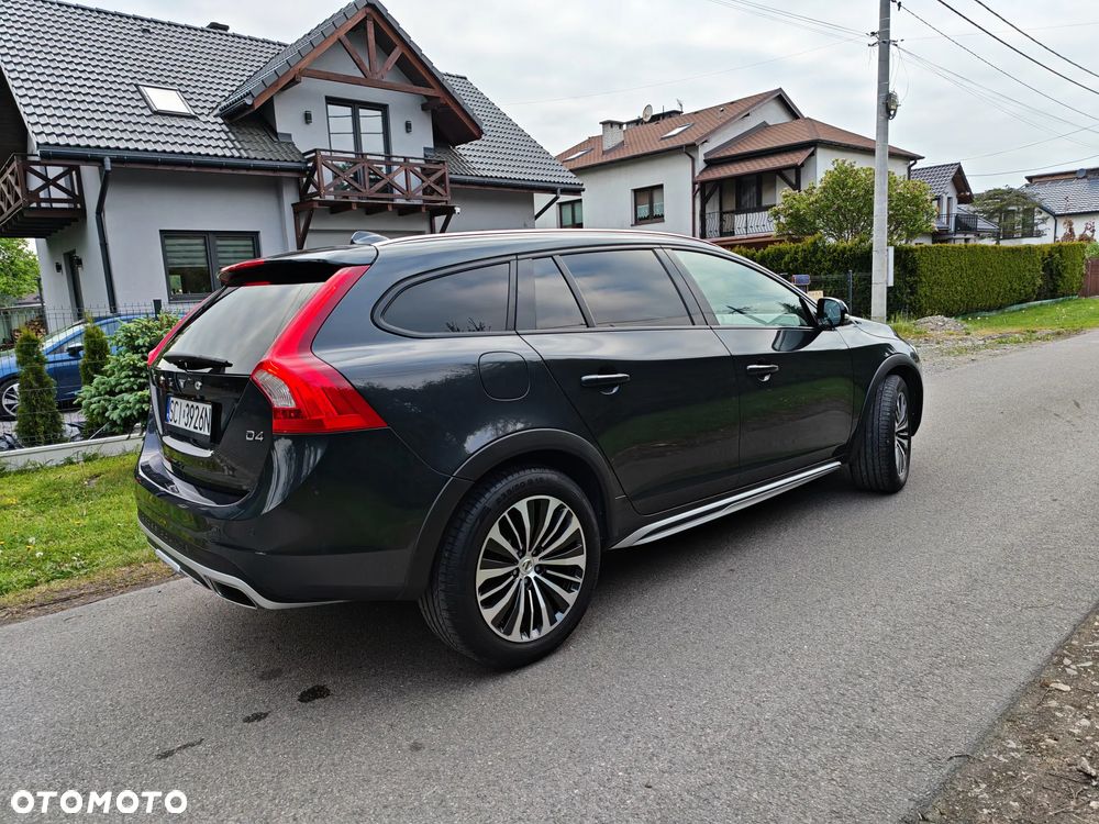 Volvo V60 Cross Country D4 Geartronic Summum - 7
