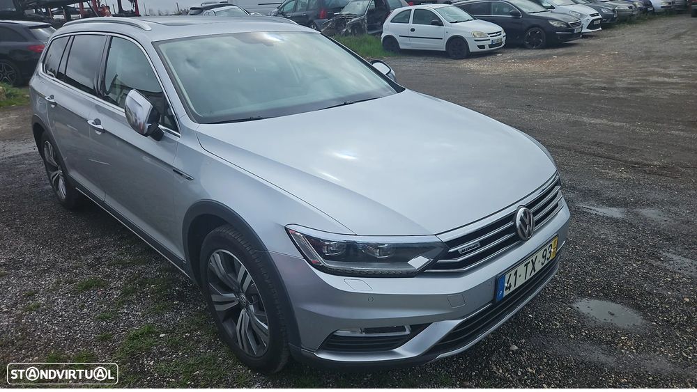 VW Passat Alltrack 2.0 TDI DSG 4Motion - 2