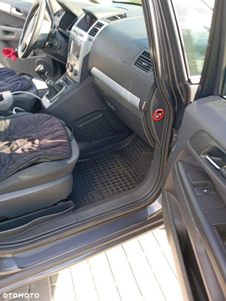 Opel Zafira 1.8 Cosmo - 13