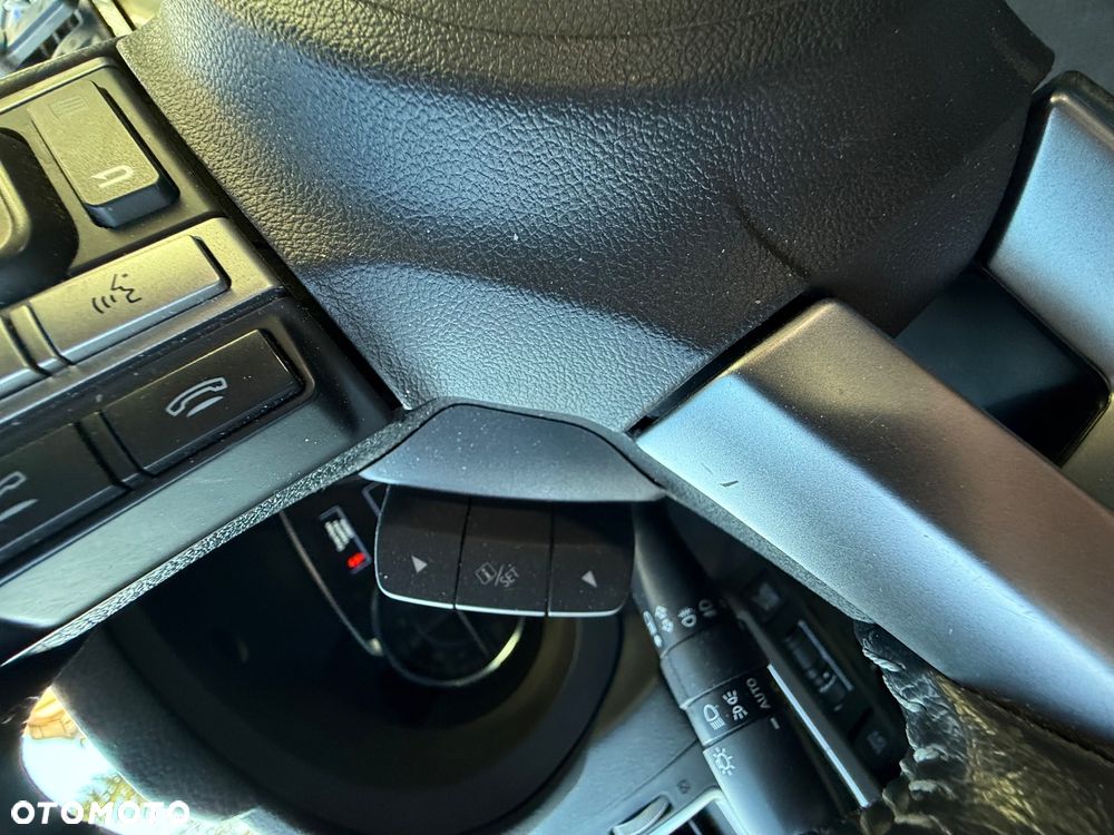 Subaru Forester 2.0 XT Platinum Lineartronic - 22