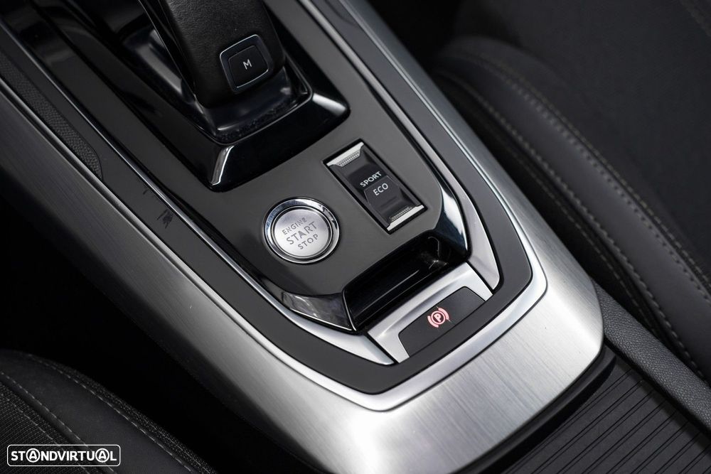 Peugeot 308 SW 1.5 BlueHDi Allure EAT8 - 26