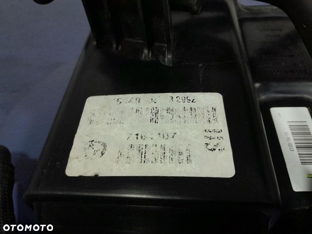 BMW X5 E70 3.0B 306 KM OBUDOWA FILTRA WĘGLOWEGO 7164407 - 3