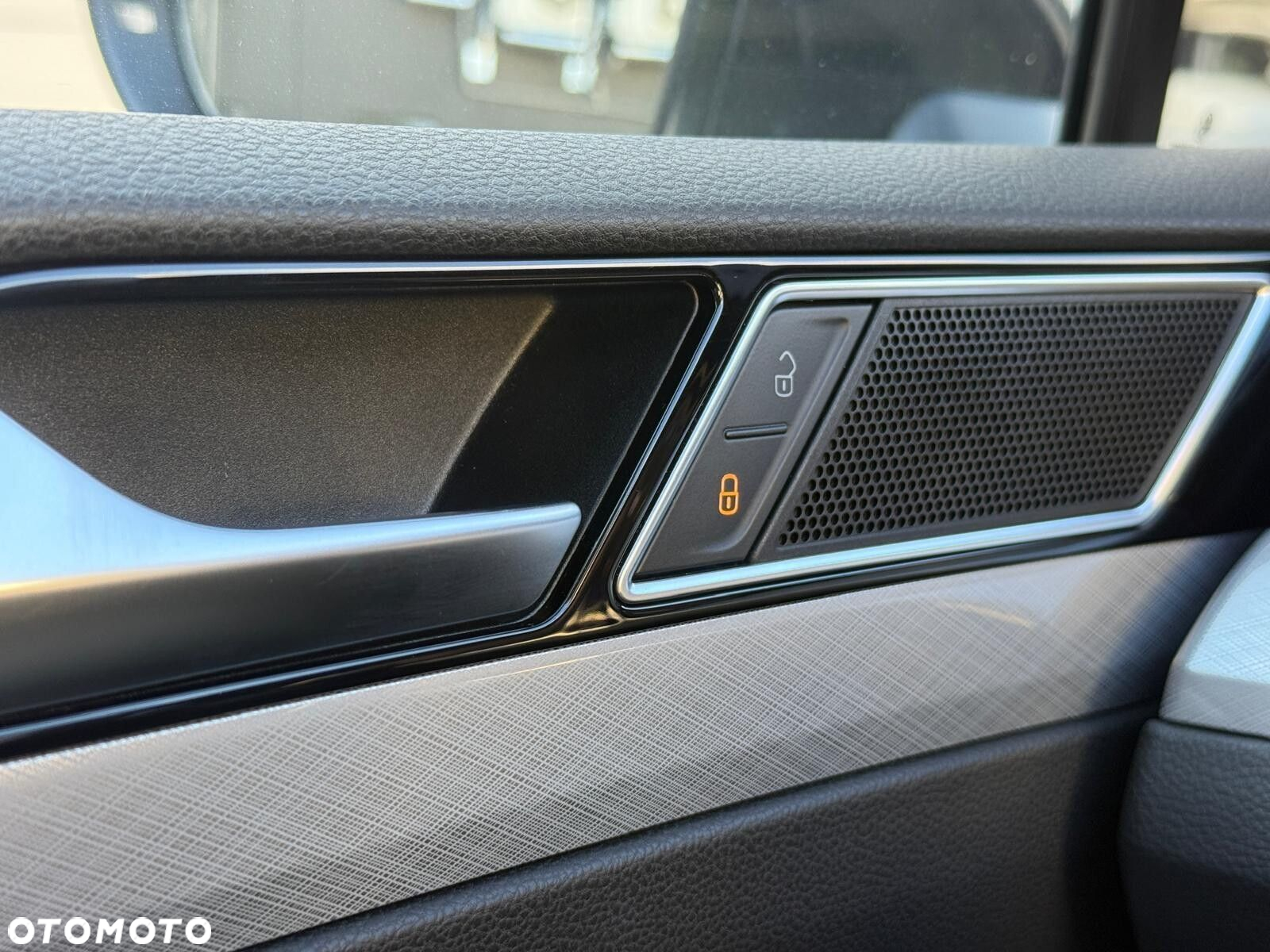 Volkswagen Passat - 28
