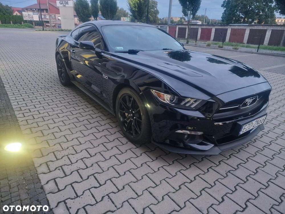 Ford Mustang - 6