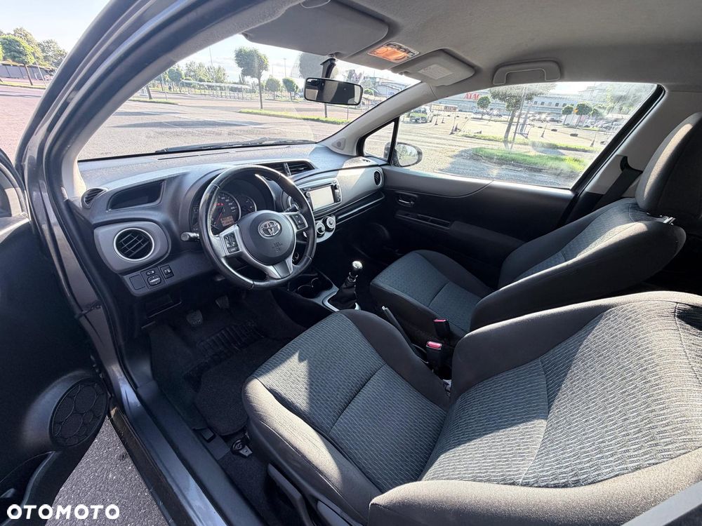 Toyota Yaris 1.33 Premium - 14