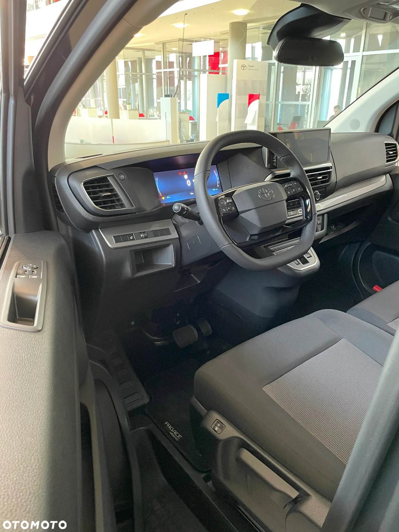 Toyota Proace Verso - 30