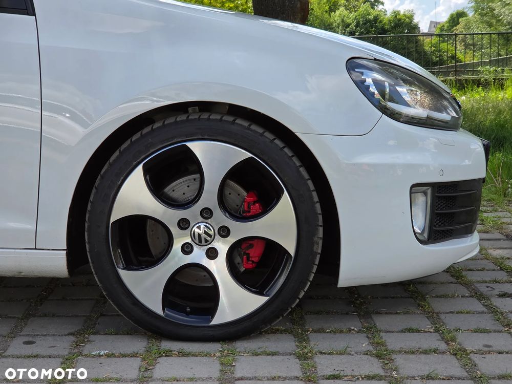 Volkswagen Golf 2.0 GTI - 36