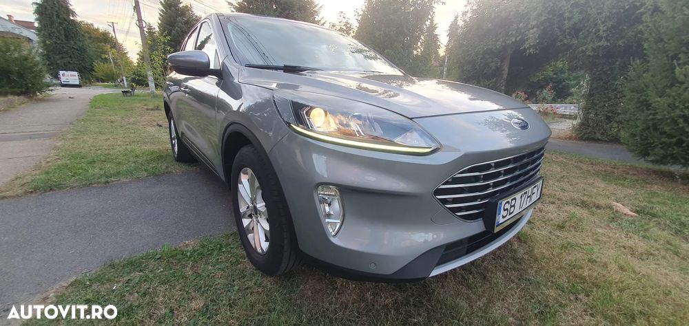 Ford Kuga 1.5 EcoBoost 2x4 Titanium - 18