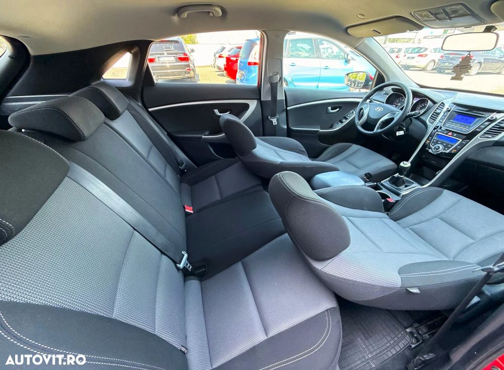 Hyundai i30 1.4MPi Highway+ - 25