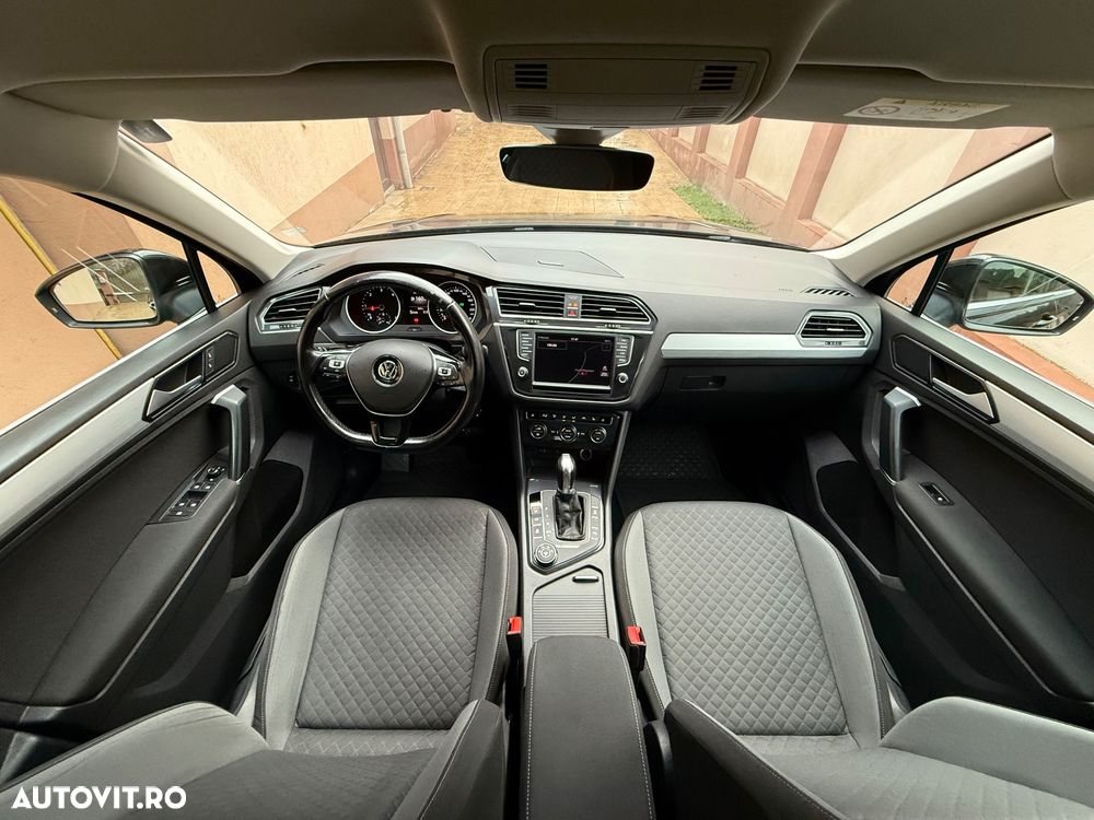 Volkswagen Tiguan - 9