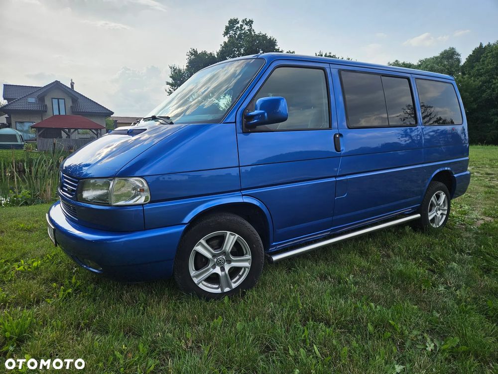 Volkswagen Multivan - 2