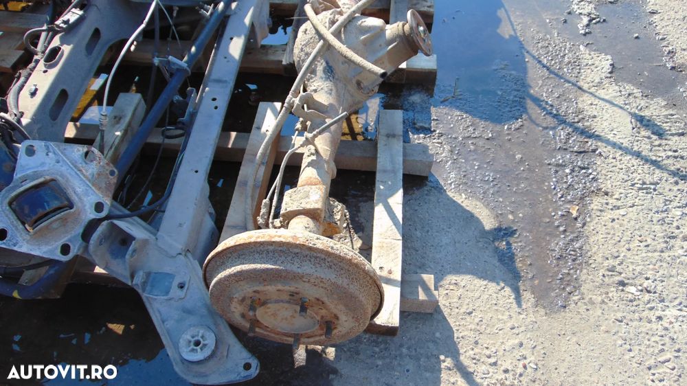 Punte spate Daihatsu Feroza an 1990 - 2