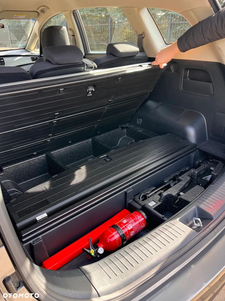 Kia Carens 1.6 GDI L - 7