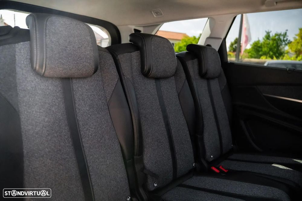 Peugeot 5008 1.5 BlueHDi Allure Pack - 19