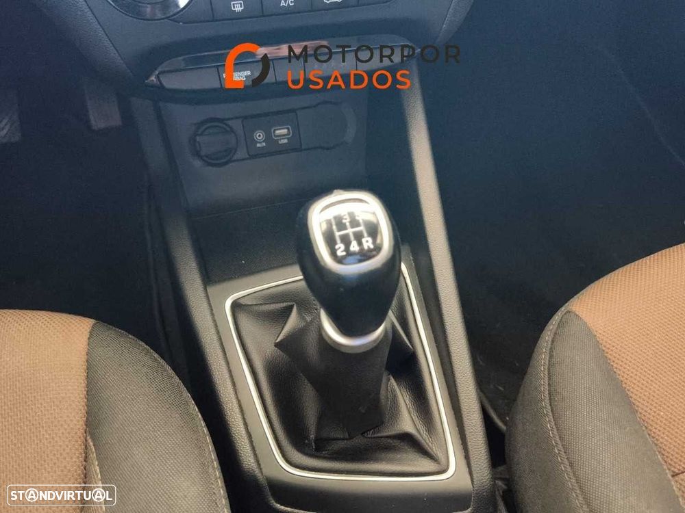 Hyundai i20 1.2 Comfort - 21