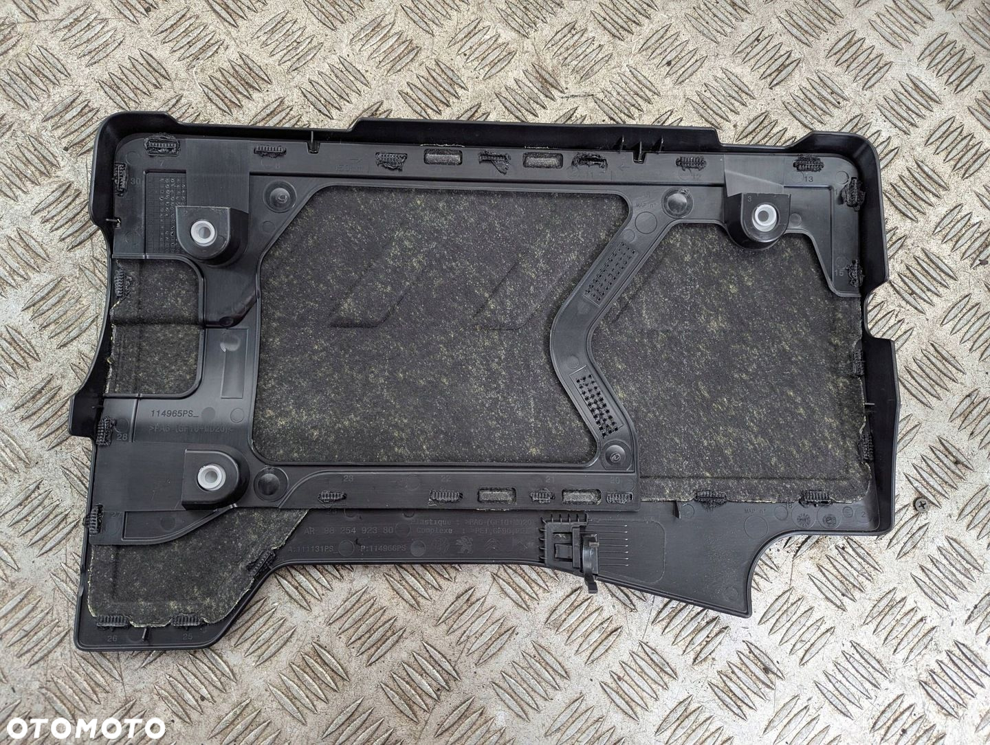 Citroen C4 X C4X 2020-2025 1.2 PureTech Osłona górna silnika - 6