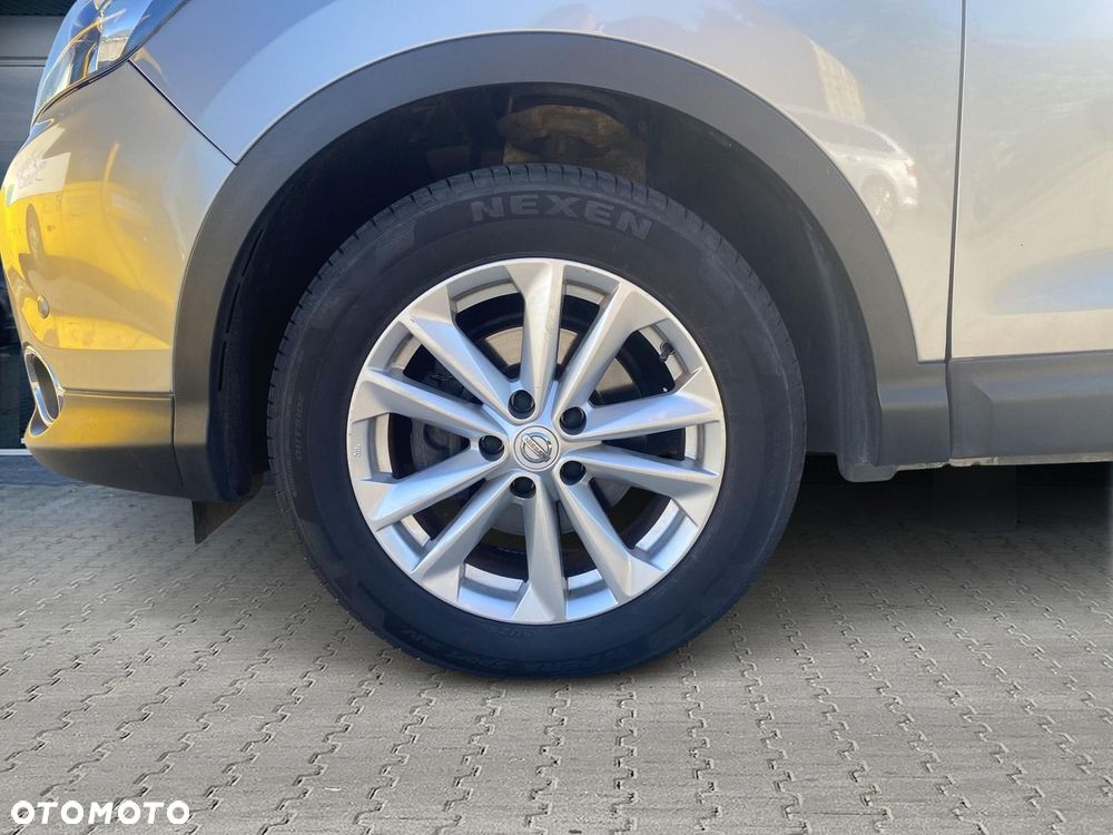 Nissan Qashqai 1.2 DIG-T Acenta Xtronic - 25