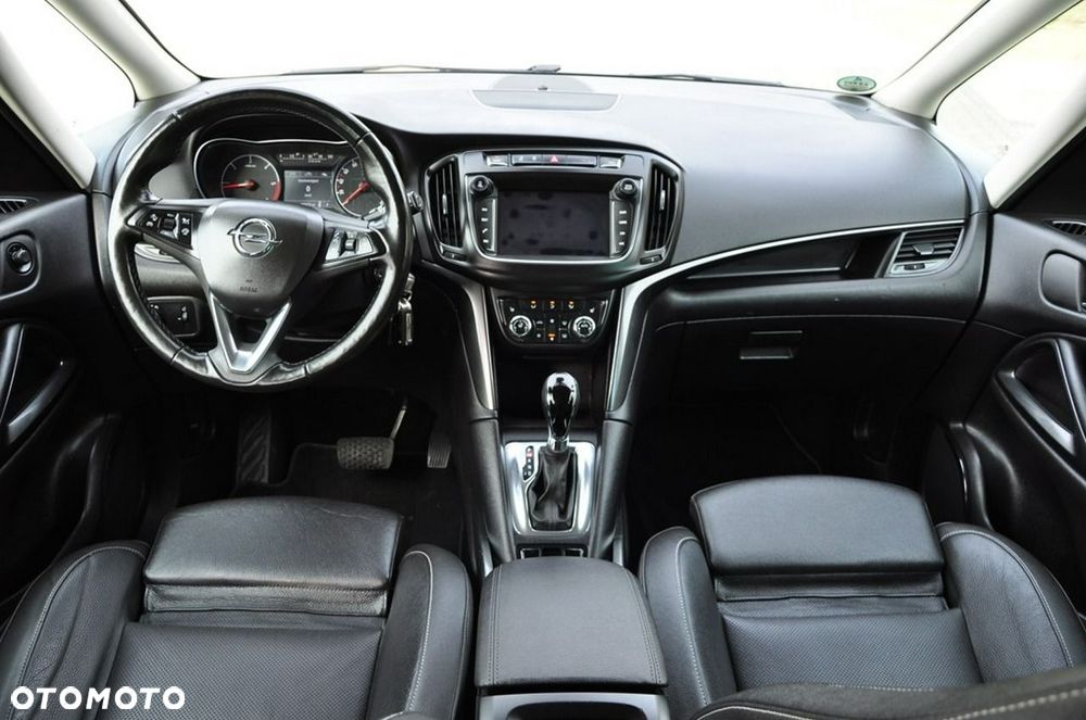 Opel Zafira - 34