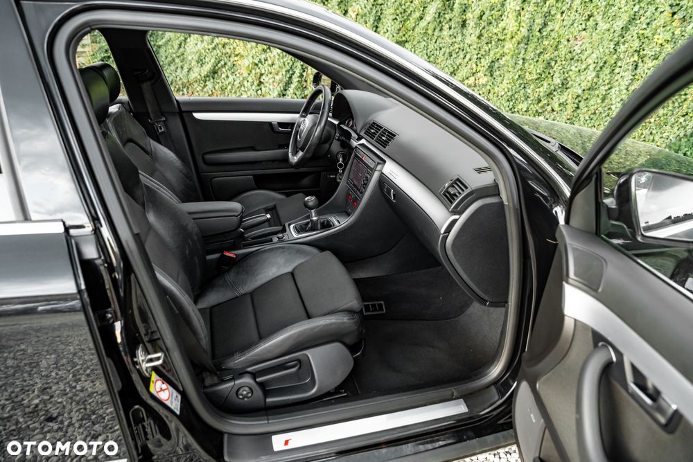 Audi A4 Avant 2.0 TDI DPF Quattro - 22