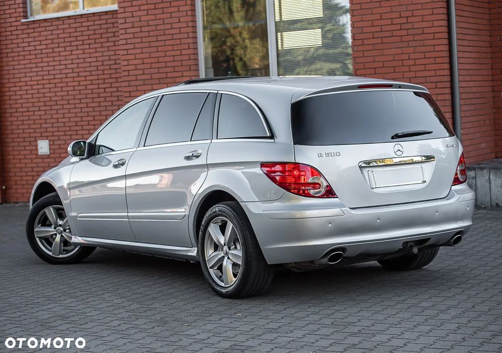 Mercedes-Benz Klasa R 500 L 4-Matic - 9