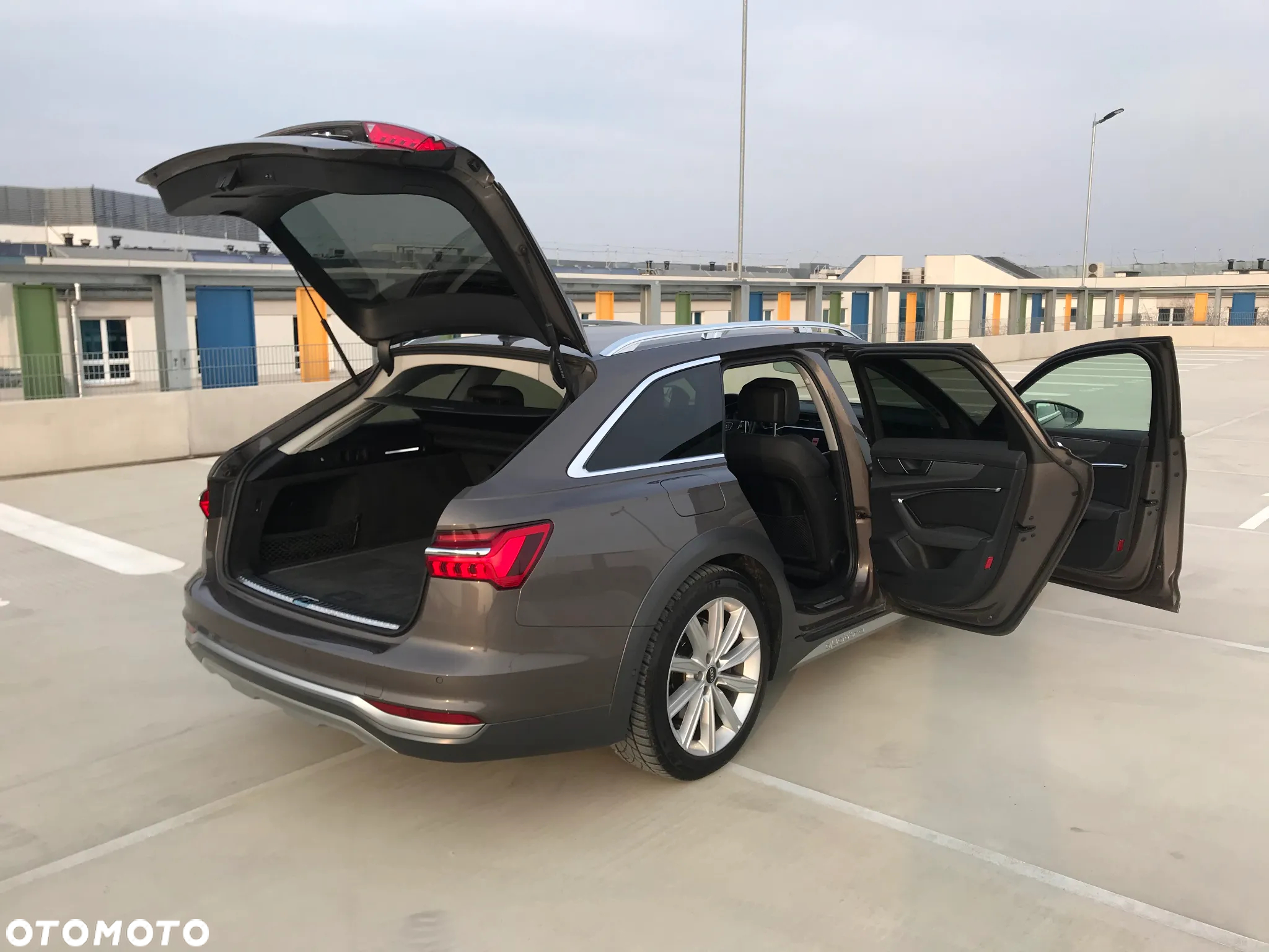 Audi A6 Allroad - 10