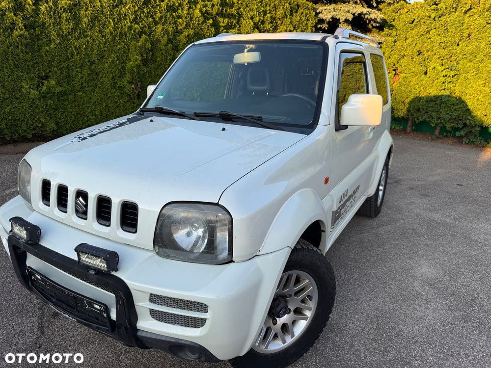 Suzuki Jimny Black&White - 4