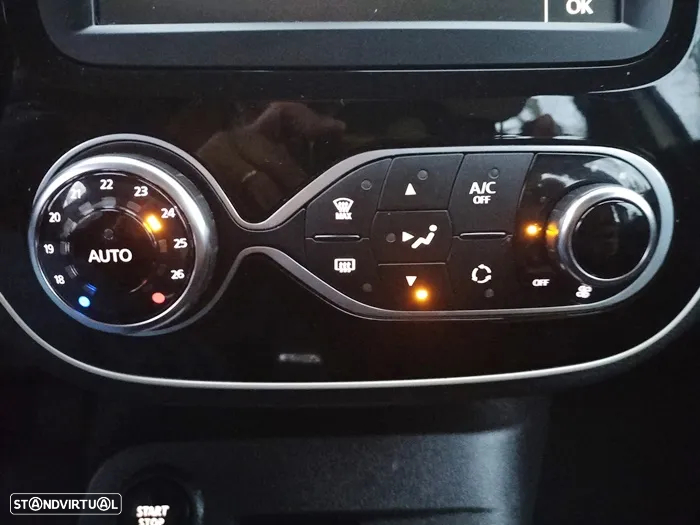 Renault Captur (ENERGY) TCe 90 LIMITED - 38