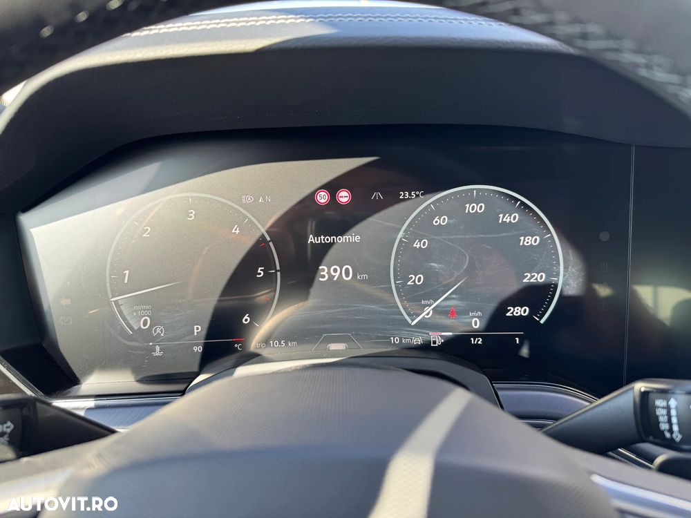 Volkswagen Touareg V6 TDI 4MOTION R-Line - 14