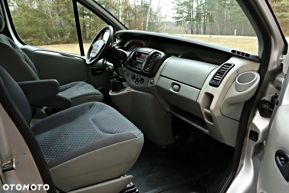 Renault Trafic - 9