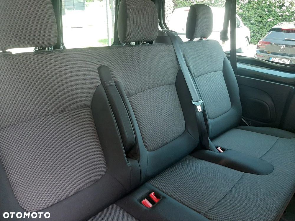 Renault Trafic 2.0 dCi EDC - 13