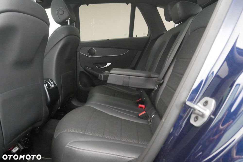 Mercedes-Benz GLC - 15