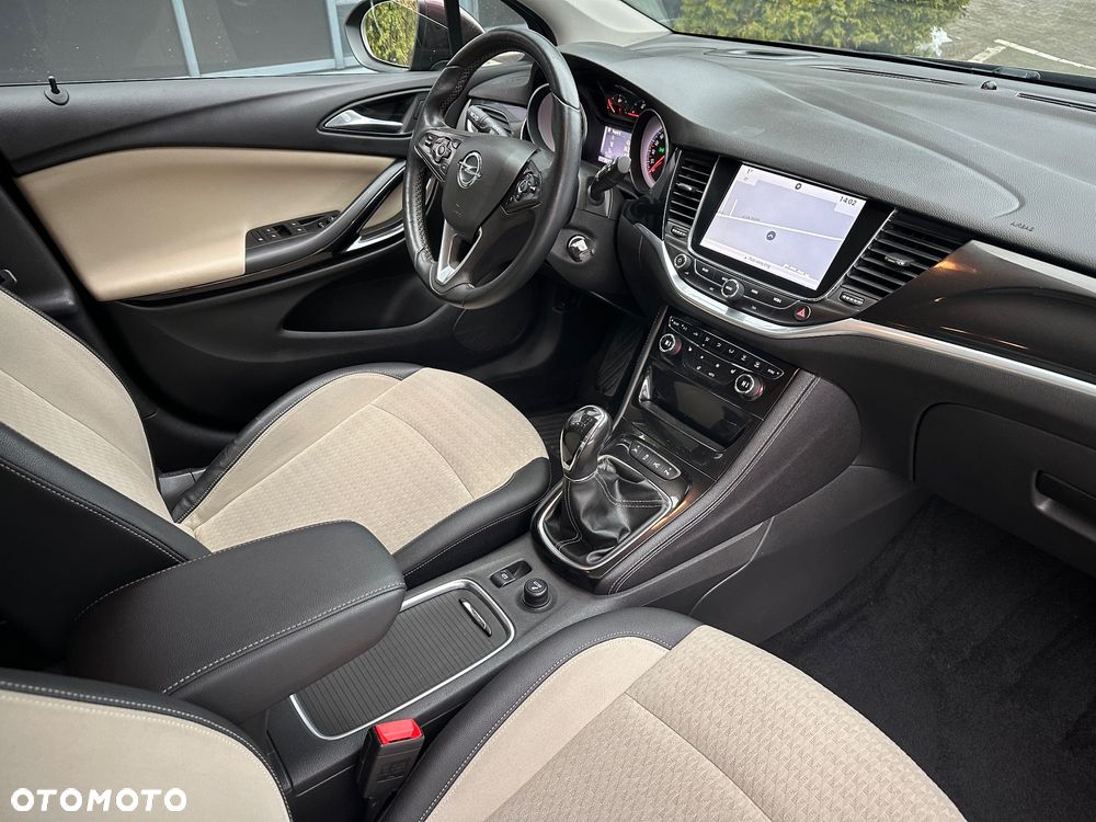 Opel Astra 1.4 Turbo Innovation - 2