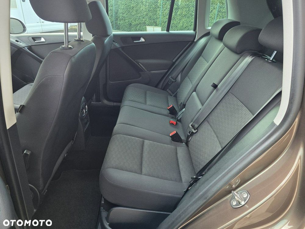 Volkswagen Tiguan - 16