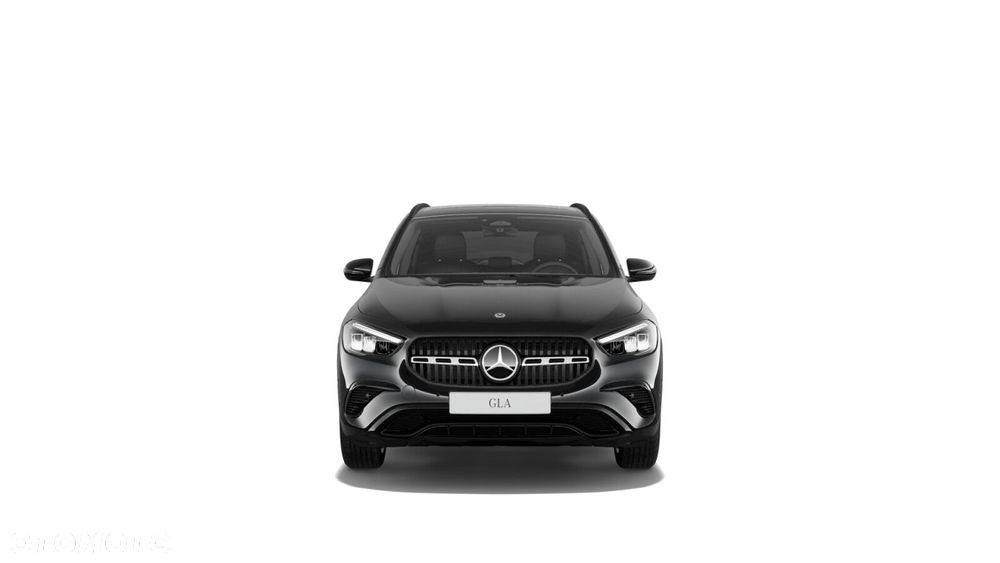 Mercedes-Benz GLA - 2