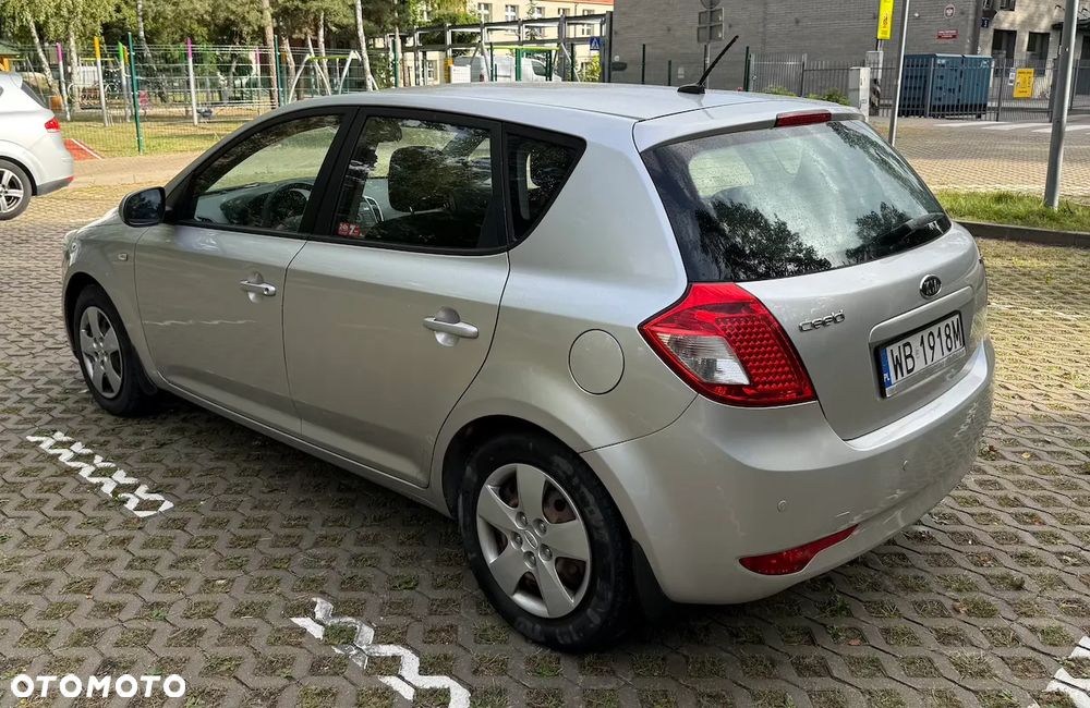 Kia Ceed 1.6 Crdi Comfort - 5