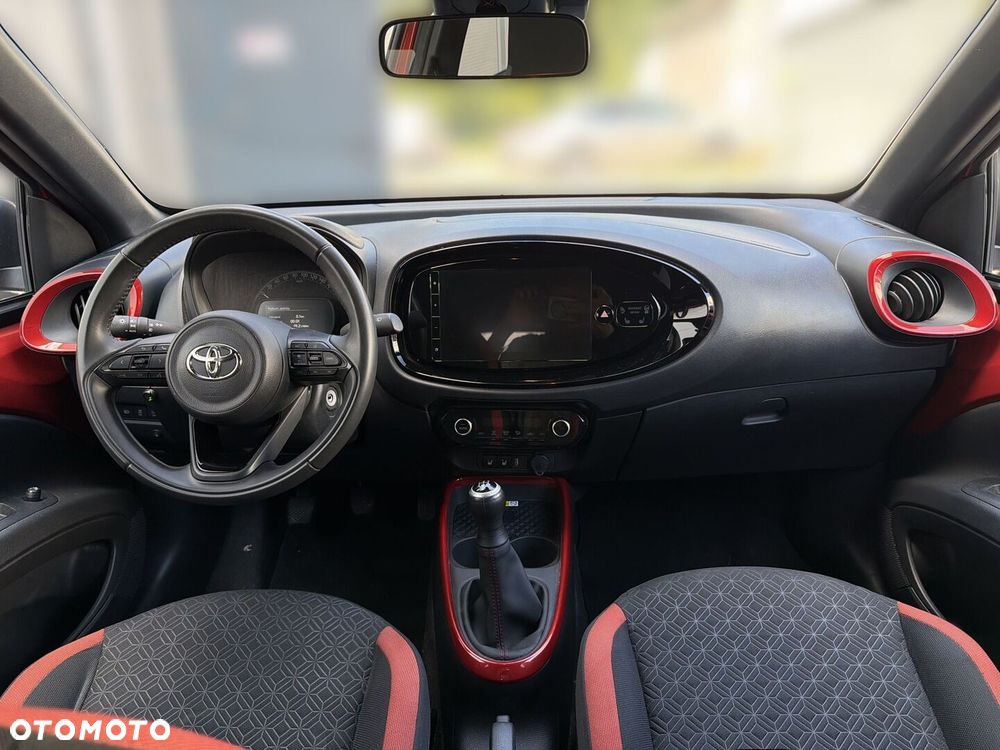 Toyota Aygo X - 12