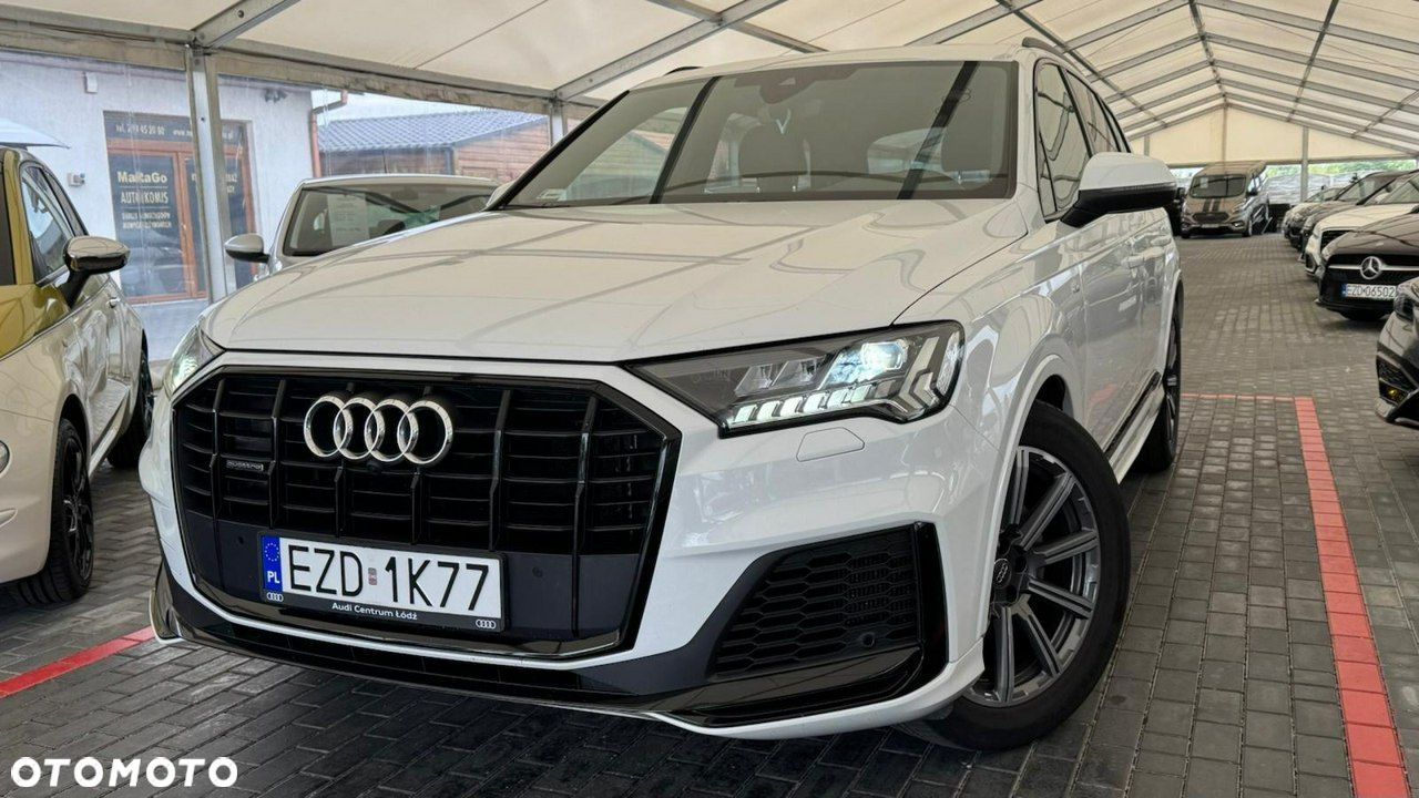 Audi Q7 - 1