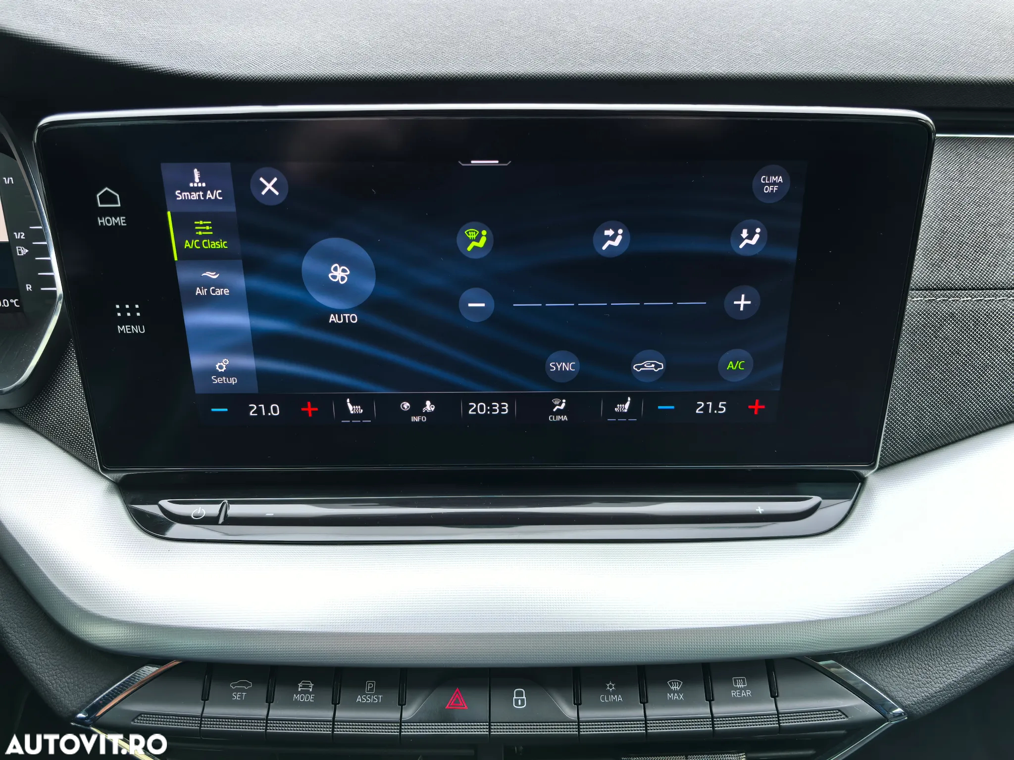 Skoda Octavia Combi 2.0 TDI DSG Style - 24