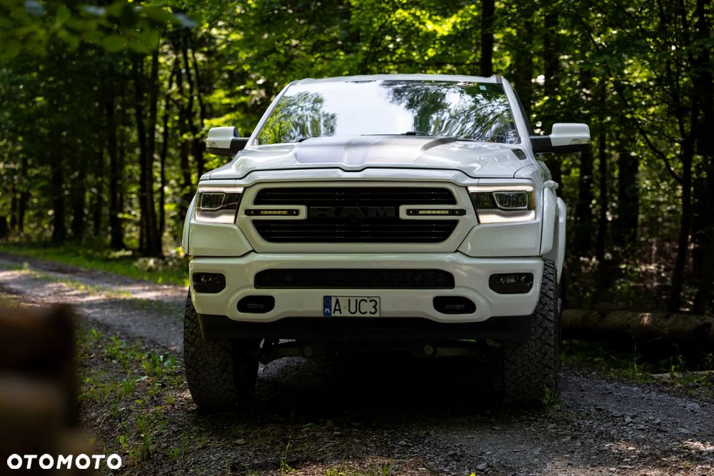 RAM 1500 5.7 Crew Cab Bighorn - 3