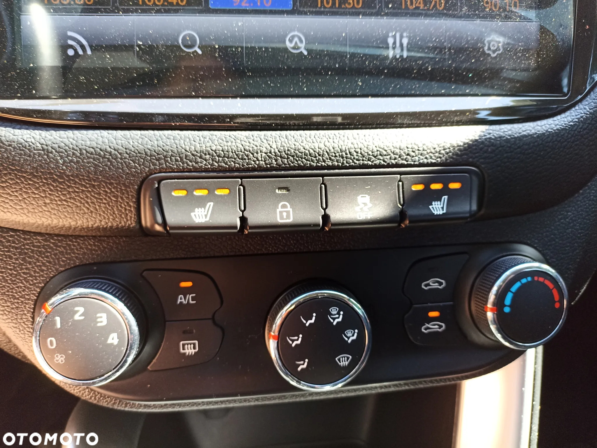 Kia Ceed - 23