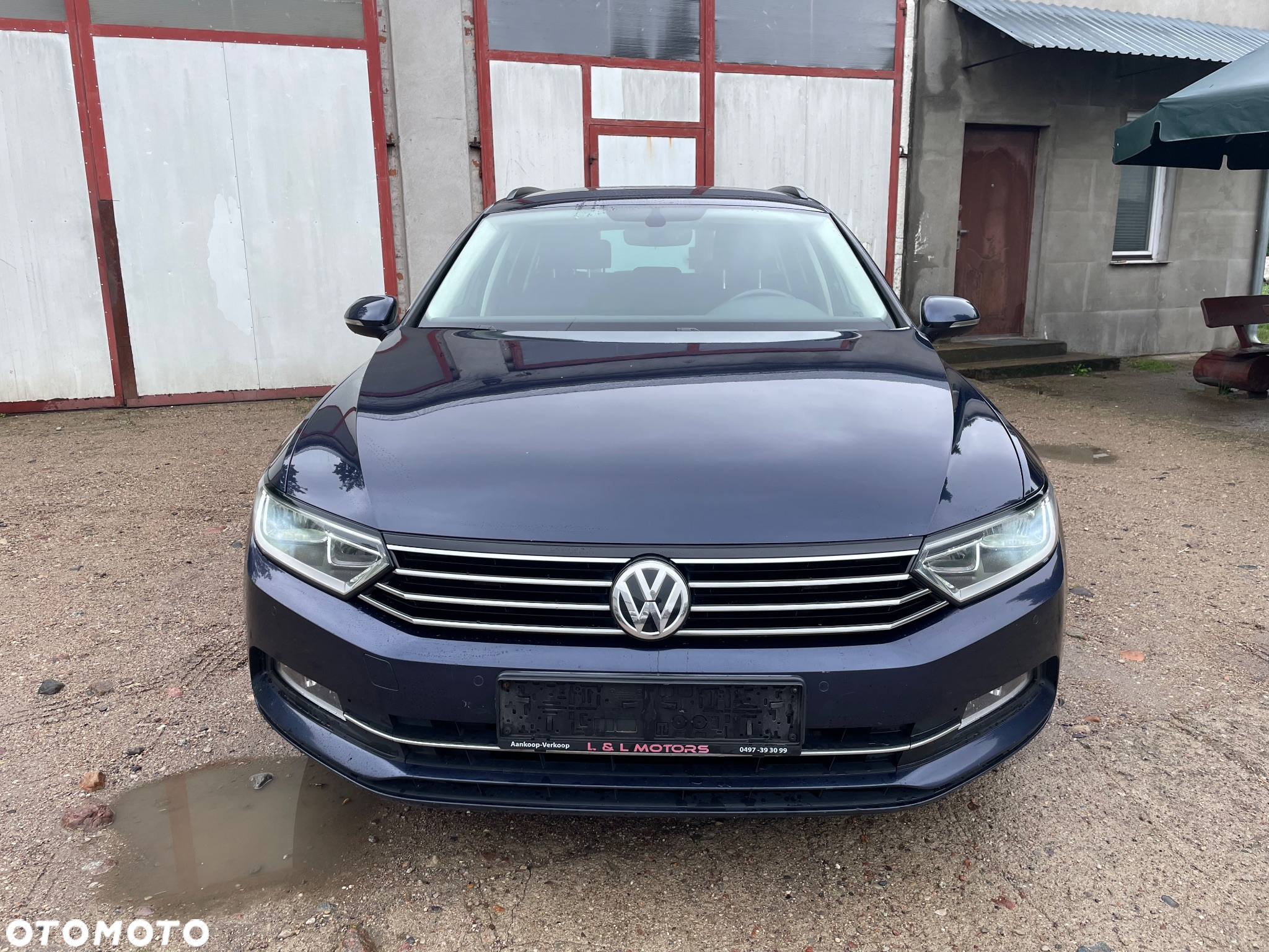 Volkswagen Passat Variant 1.6 TDI SCR DSG Trendline - 2