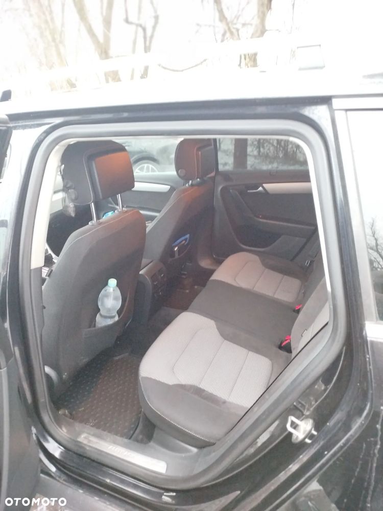 Volkswagen Passat 2.0 TDI 4Mot Highline DSG - 11